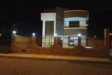 Hotelli Rondador Cotopaxi