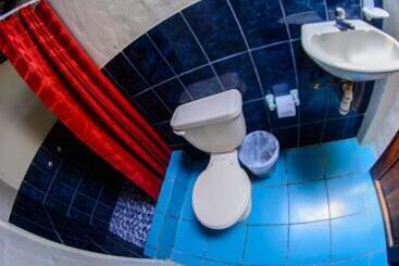 Herberge Hidden House