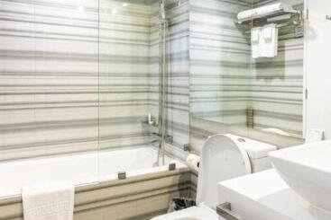 Hotel Astoria Palawan