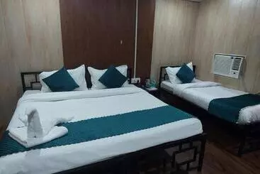 Hotell Pride Inn Luxury Resort By Uk Heaven