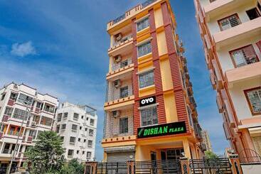 Fabhotel Dishan Plaza