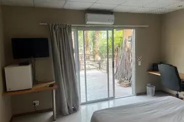 Aamiaismajoitus (B&B) Ondangwa Rest Camp