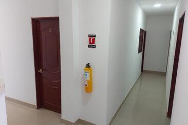 Hotel London Con Parqueadero