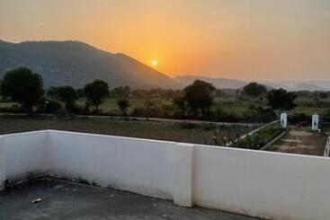 בית מלון כפרי Srivan Homestay