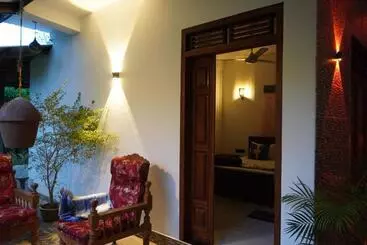 پانسیون Nature World Safari Resort