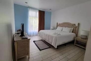 Bello Apartamento En Tela, Frente Al Mar