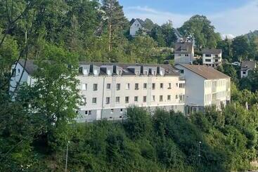 Hotelli Gästehaus Altena