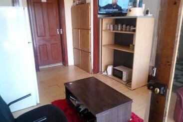 بنسيون Good Time Yafe Guest House