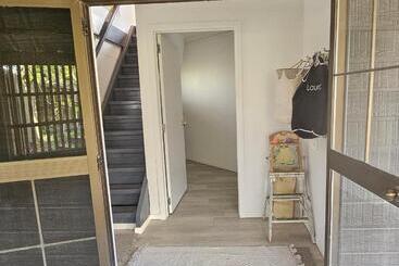 تختخواب و صبحانه Forest Waters Bungalow