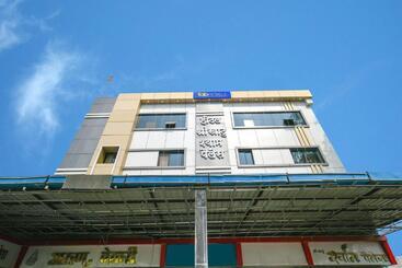 Fabhotel Shree Khatu Shyam Palace