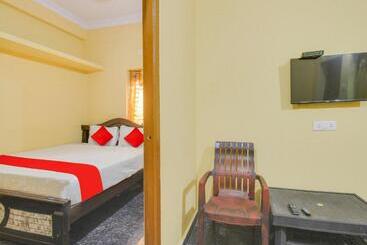 Hotel O Am Luxury Ac S