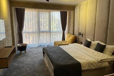 בית מלון כפרי Forest View