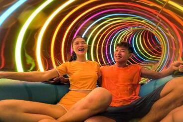 בית מלון כפרי Studio City Epic Tower