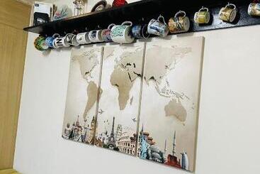 Hotel 1bedroom With Balcony Taguig Near Bgc Mc Kinley