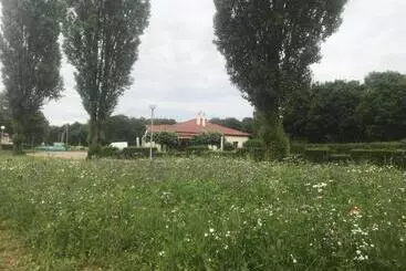 Hotelli La Villa De L Embusade Guesthouse