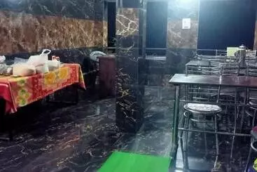 Hotelli Shri Narayan Tourist Lodge & Chandica