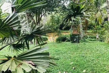 ホテル Swarnapaya Résidence
