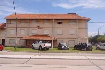 Hotel Arenas Y Apartamentos