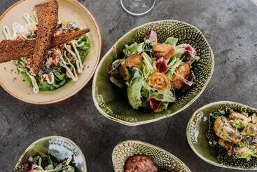 Tammiston Apartments