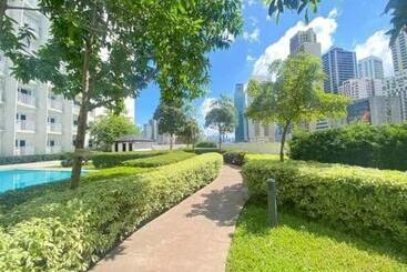 Lägenhetshotell Condo In Bel Air, Makati