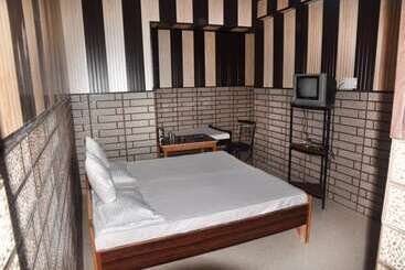 Hotel Goroomgo Kaushalya Residency Uttarakhand