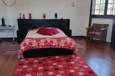 Pensionat Hostal Cotroneo