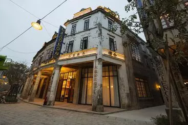 Hotel Chikan Diao Lou