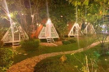 ホテル Hoa Son Village Da Lat