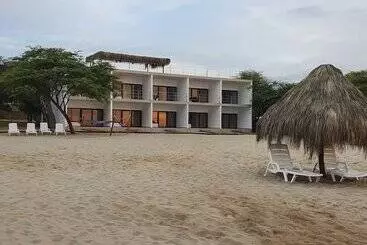 هتل Las Hamacas