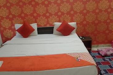 Hotel New Delhi Grand