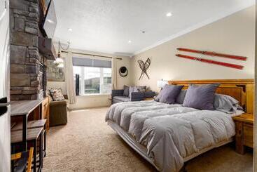 Apart Otel King Suite   4 Guest   Hot Tub   Pool   Free Shuttle   Cedar Breaks Lodge