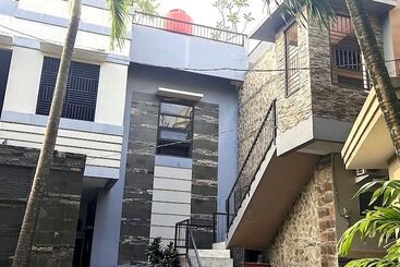 Hotel Grand Lie Cost Syariah By Oyo