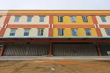 هتل Hasan House Syariah 2 By Oyo