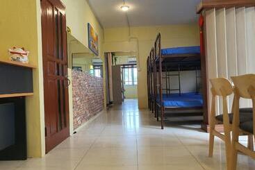 هتل Spot On 90856 Arriva Travellers