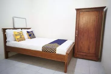Hotel Spot On 92992 Kost Amantu