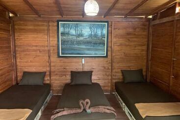 膳宿费 Kampung Coklat Jembrana