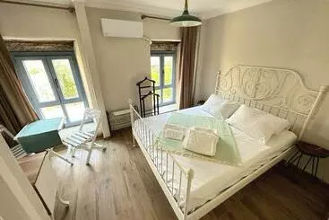 هتل Via Alaçatı