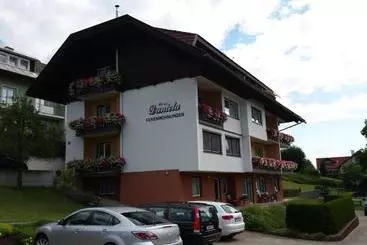 ホテル Ferienwohnungen Haus Daniela