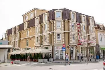 Otel Helin Central
