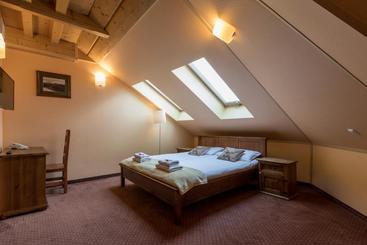 Hotell Marymont Sggw Przy Dolinie Kościeliskiej