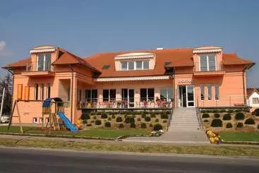 Hotel Sportház