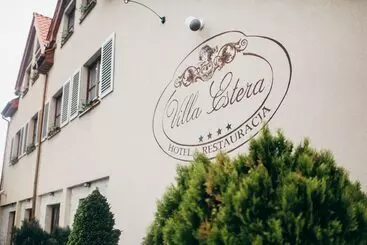 Villa Estera   Hotel & Restauracja