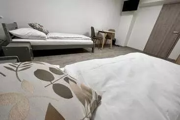 Hostel H18