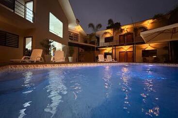 Hotel Ocean Drive Lodge