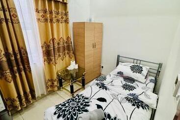 Bed and Breakfast The Great Falcon Accommodation