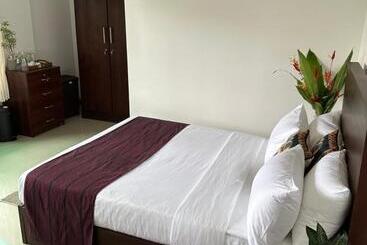 Bed and Breakfast Weligama House