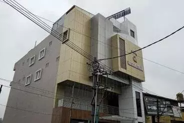 Hotel Navarathna Comforts