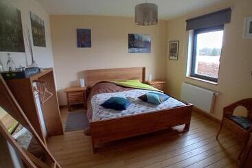 مبيت وإفطار Otempsgaume