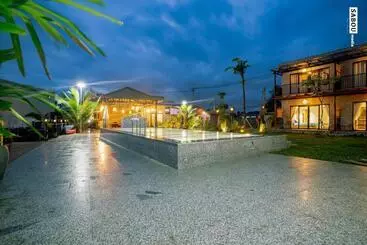 Hotel Santaniya Residence