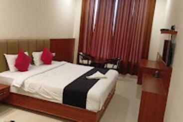 Hotell The Grand Palace Madhya Pradesh